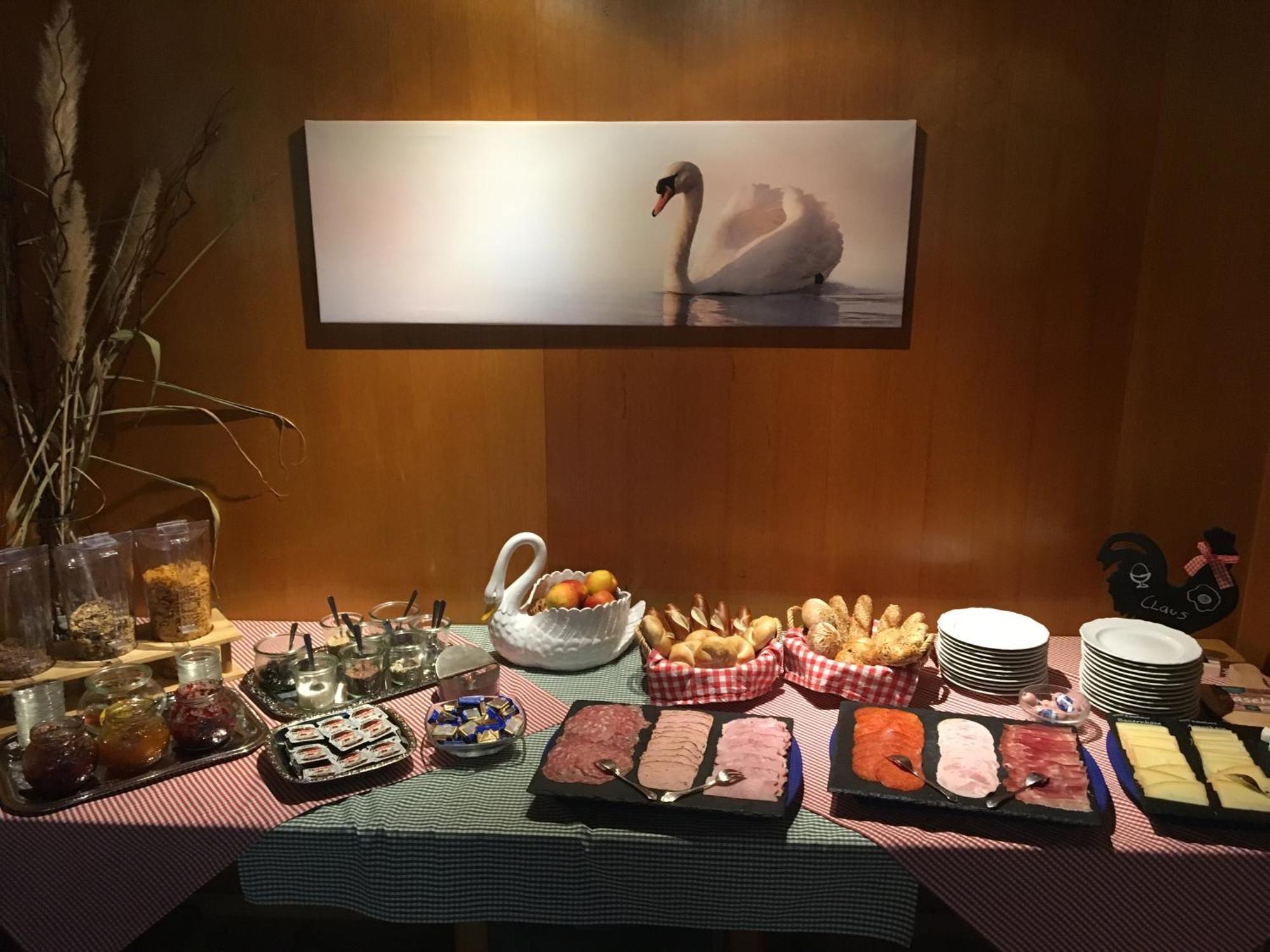 שוונגאו Hotel Pension Schwansee מראה חיצוני תמונה
