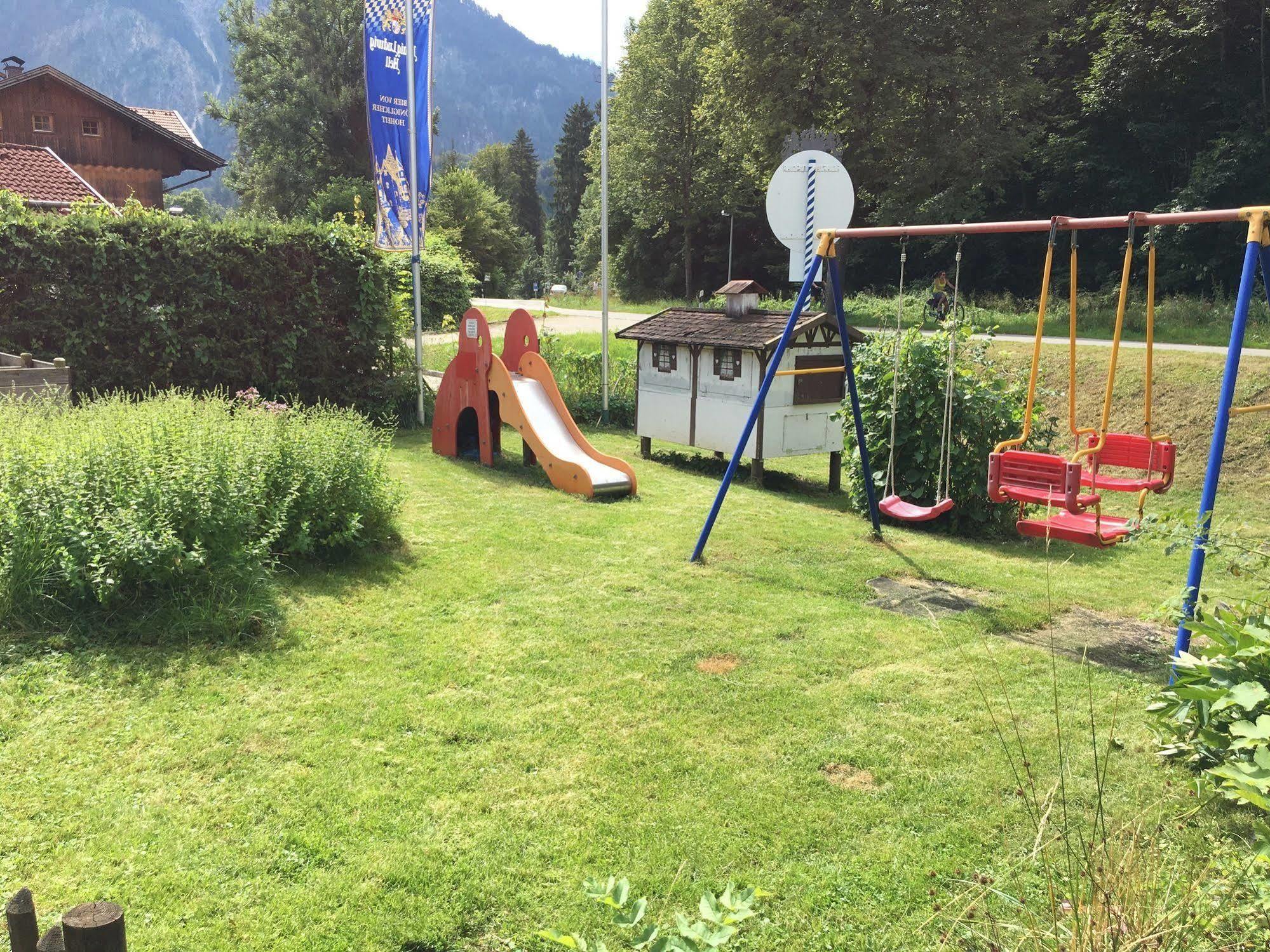 שוונגאו Hotel Pension Schwansee מראה חיצוני תמונה